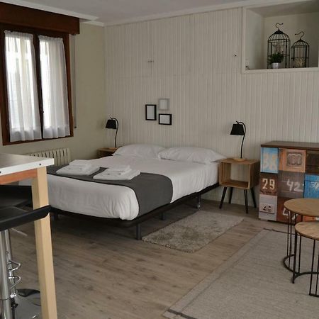 Tres Puentes Anguiano Apartamentos Y Hostal Exteriér fotografie