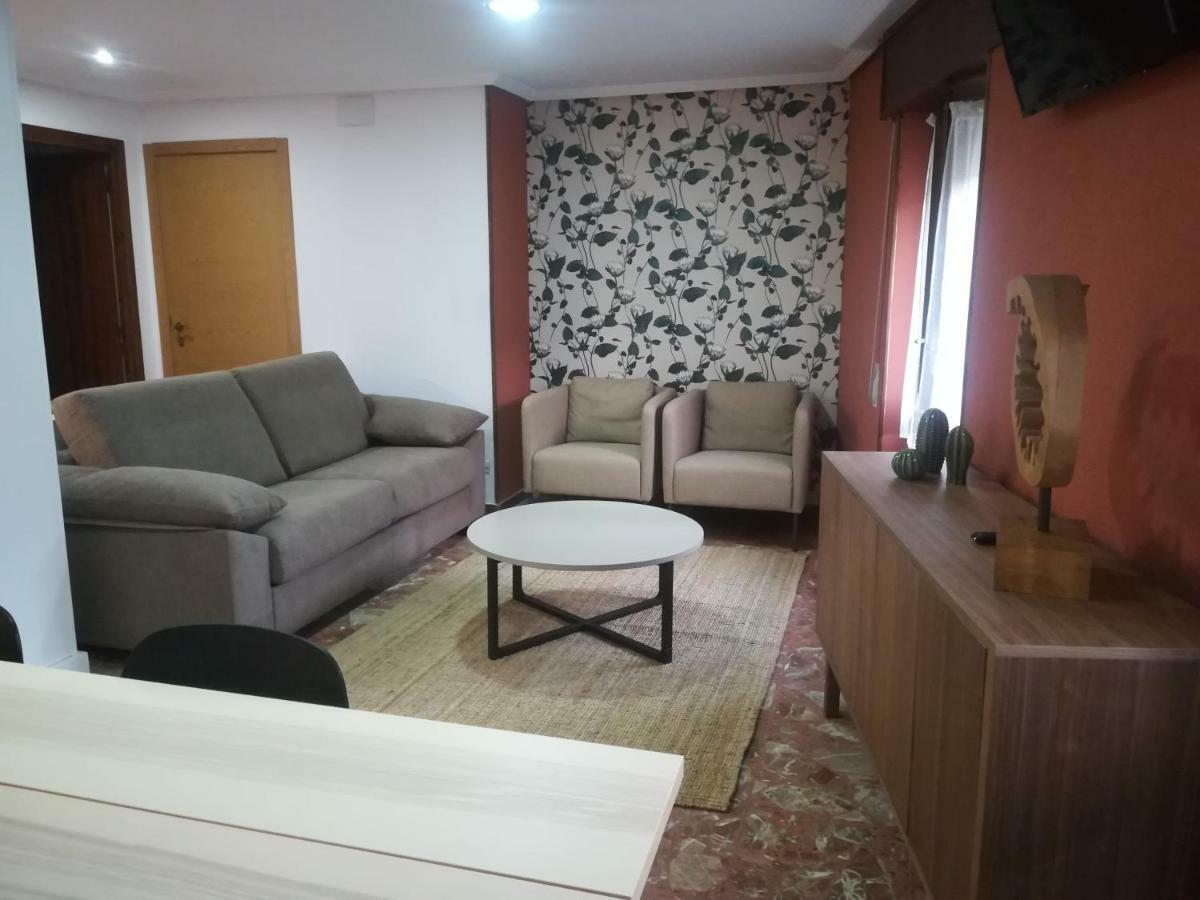 Tres Puentes Anguiano Apartamentos Y Hostal Exteriér fotografie