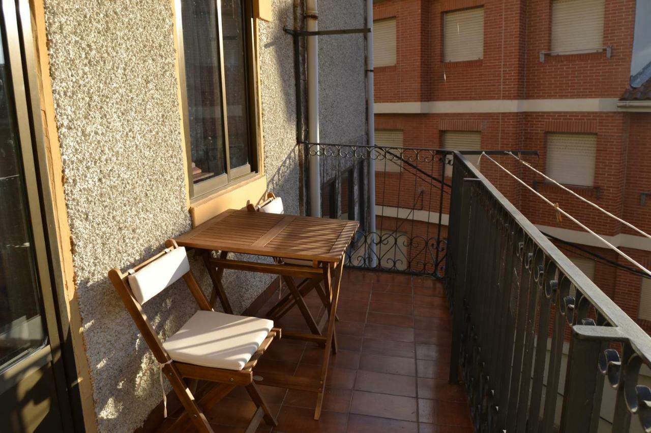 Tres Puentes Anguiano Apartamentos Y Hostal Exteriér fotografie