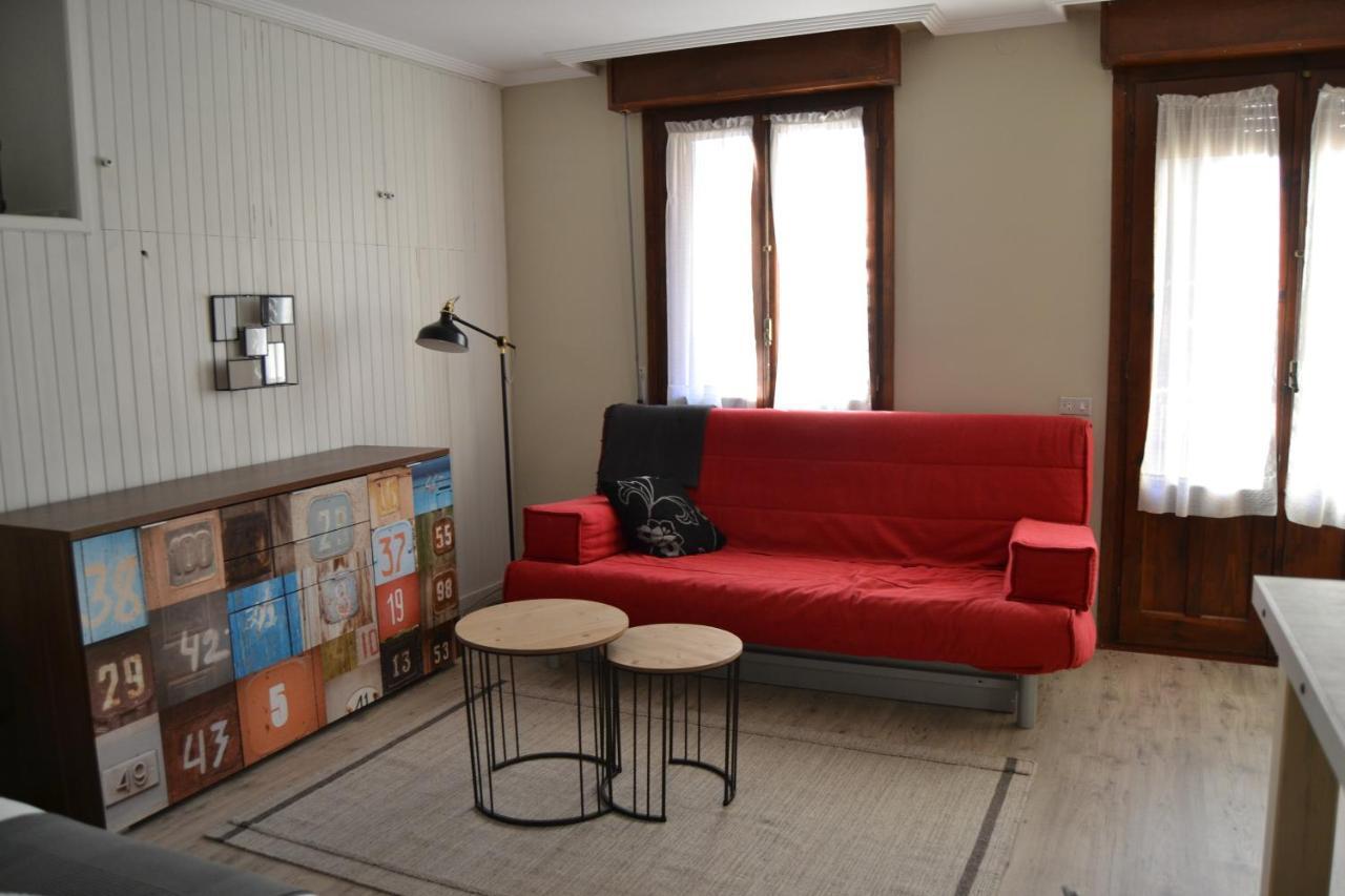 Tres Puentes Anguiano Apartamentos Y Hostal Exteriér fotografie